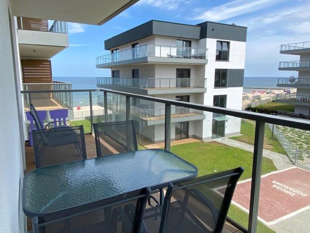 Apartament Szafirowy Gardenia Dziwnow Z Widokiem Na Morze Exterior photo